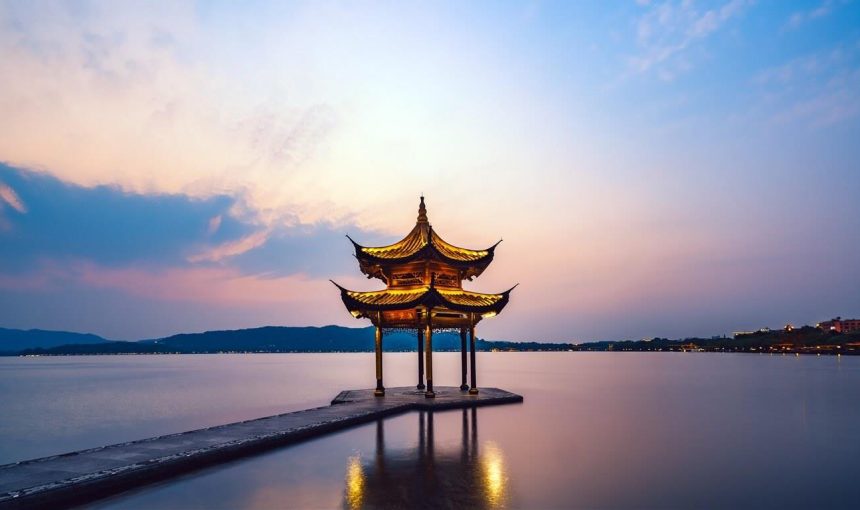 CHINA TOUR PROGRAM: SHANGHAI – HANGZHOU – SUZHOU – BEIJING